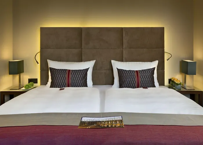 Hotel Flemings Selection Frankfurt-city 4*