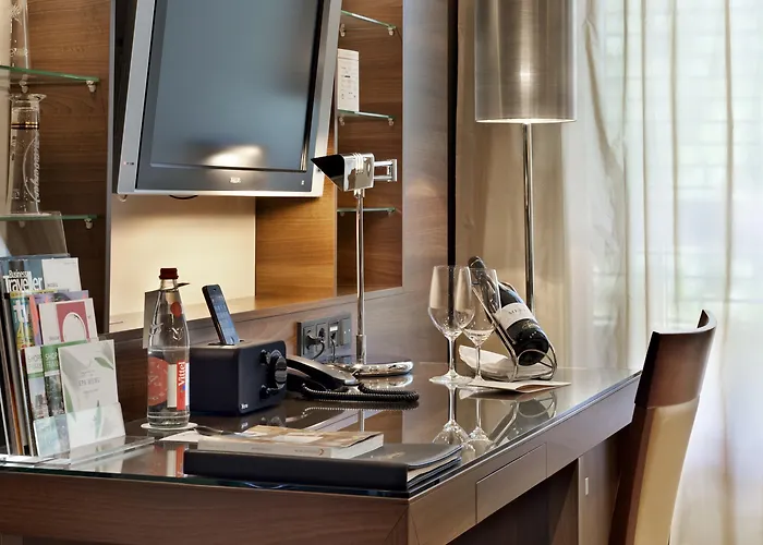 Hotel Flemings Selection Frankfurt-city 4*